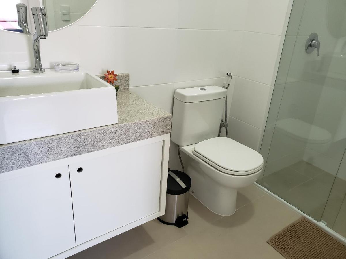Apartamento Em Frente A Praia Do Campeche ฟลอเรียนอโปลิส ภายนอก รูปภาพ