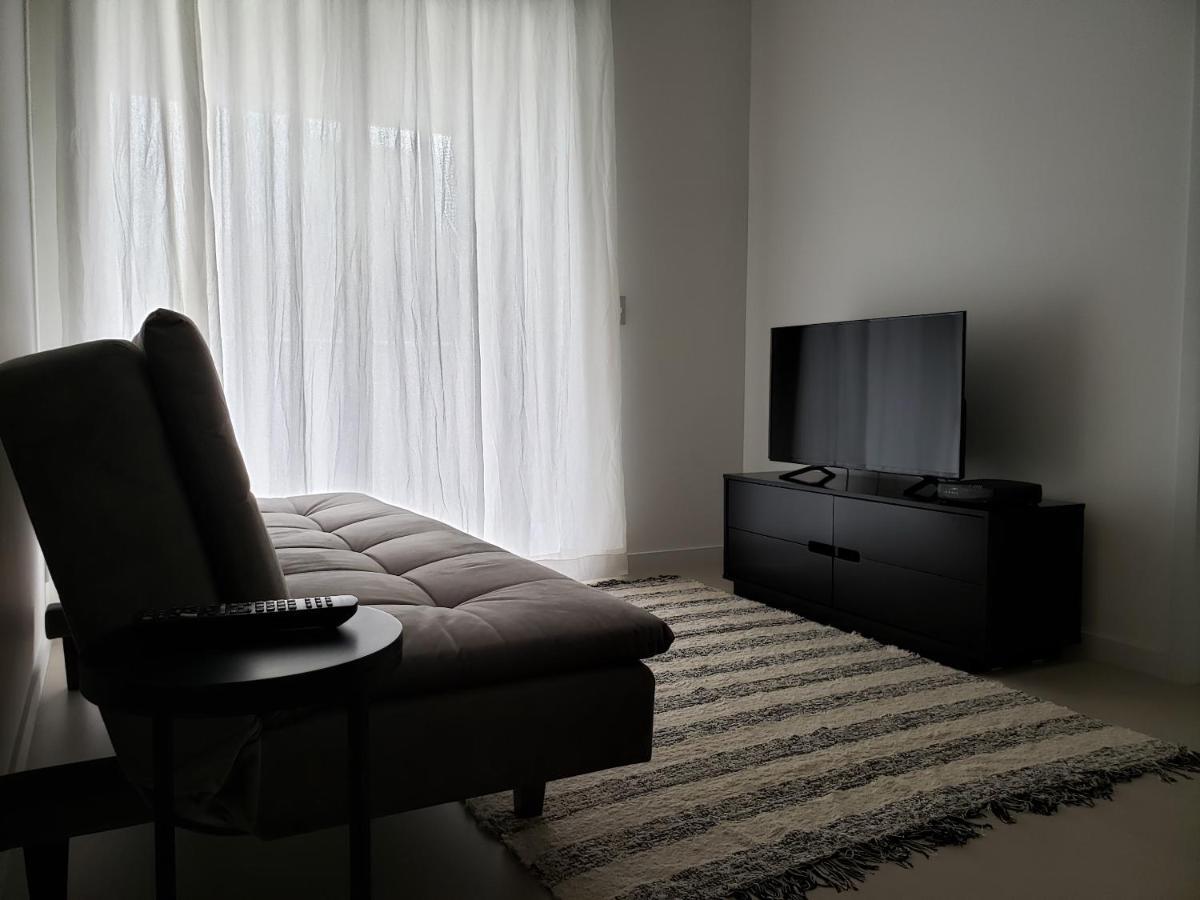 Apartamento Em Frente A Praia Do Campeche ฟลอเรียนอโปลิส ภายนอก รูปภาพ